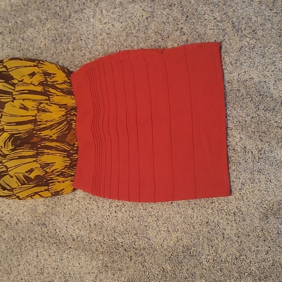 Printed Bodycon Dress. Size S - Picture 3 of 3